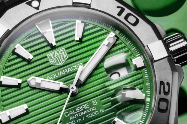 The Swiss copy TAG Heuer is with high quality.